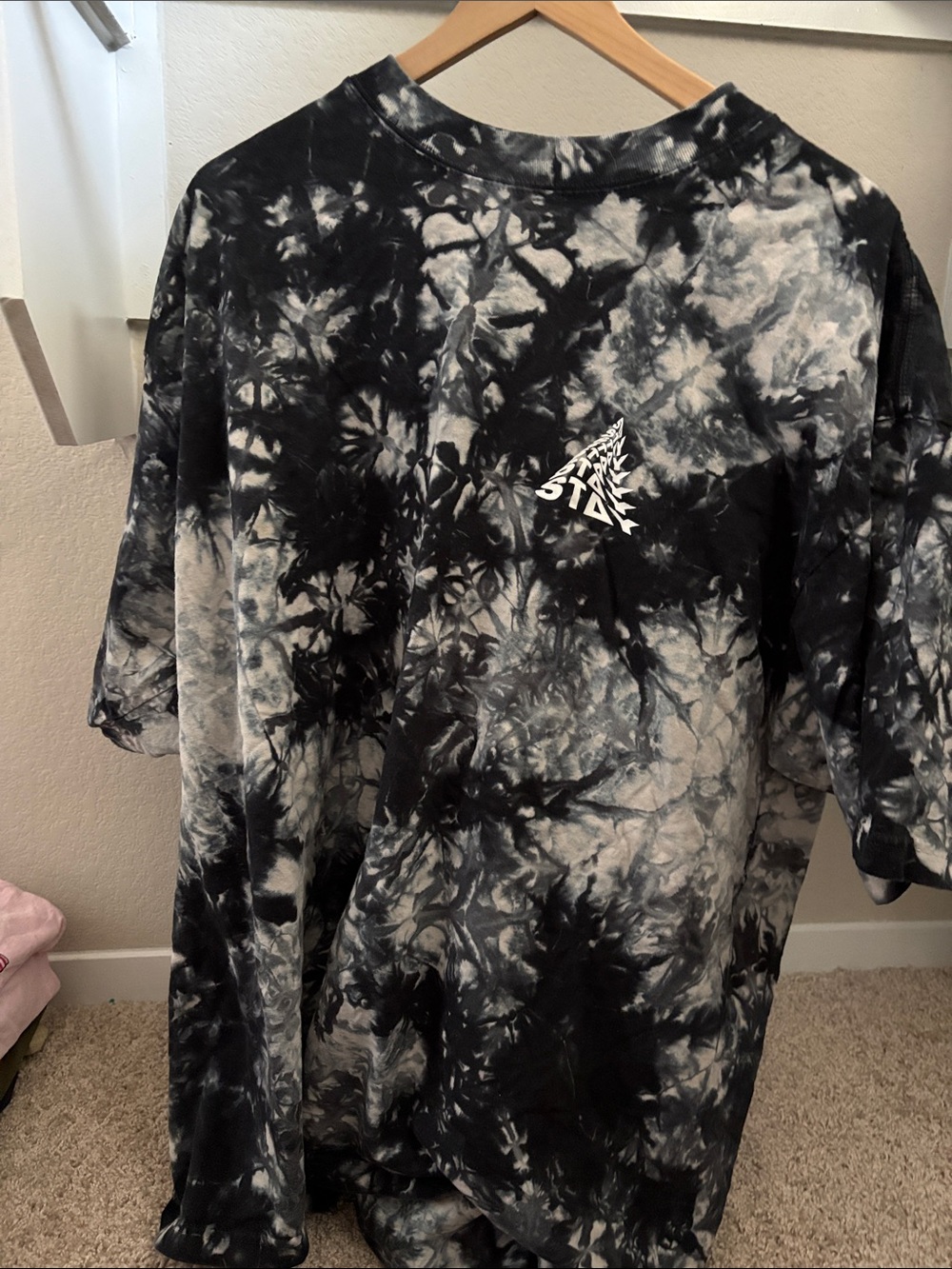 Black & White Tie-Dye Short Sleeve Tee with Chest Graphic